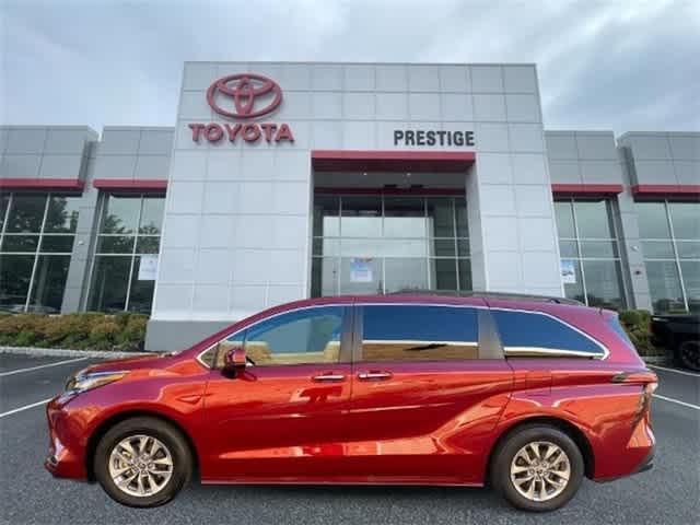 used 2022 Toyota Sienna car, priced at $41,995