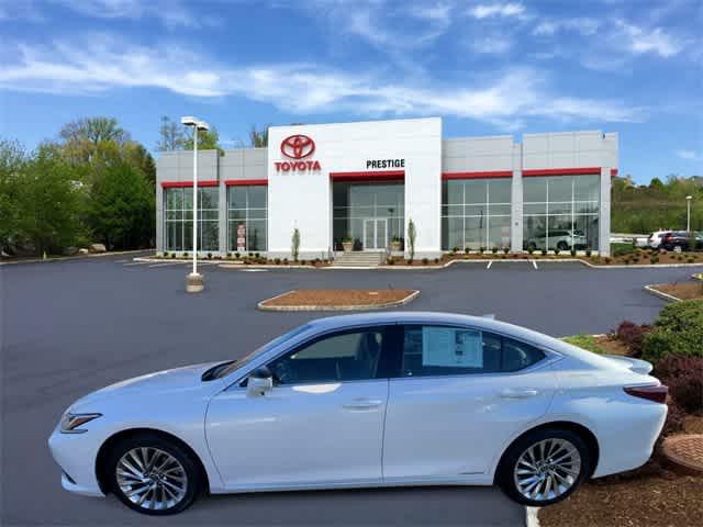 used 2020 Lexus ES 300h car, priced at $35,000