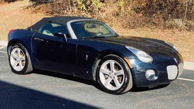 used 2006 Pontiac Solstice car, priced at $7,995