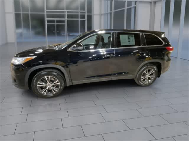 used 2019 Toyota Highlander car, priced at $18,995