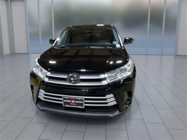 used 2019 Toyota Highlander car, priced at $18,995