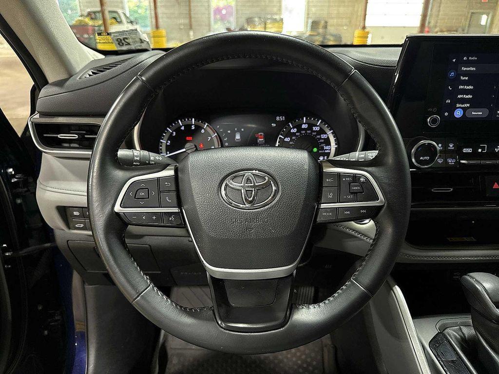 used 2023 Toyota Highlander car, priced at $35,495
