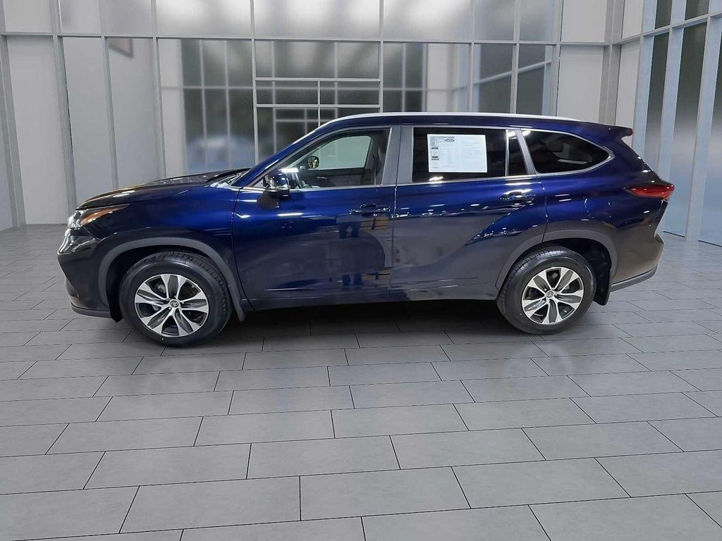 used 2023 Toyota Highlander car, priced at $35,495