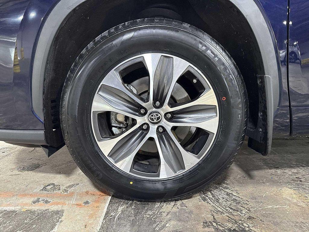 used 2023 Toyota Highlander car, priced at $35,495