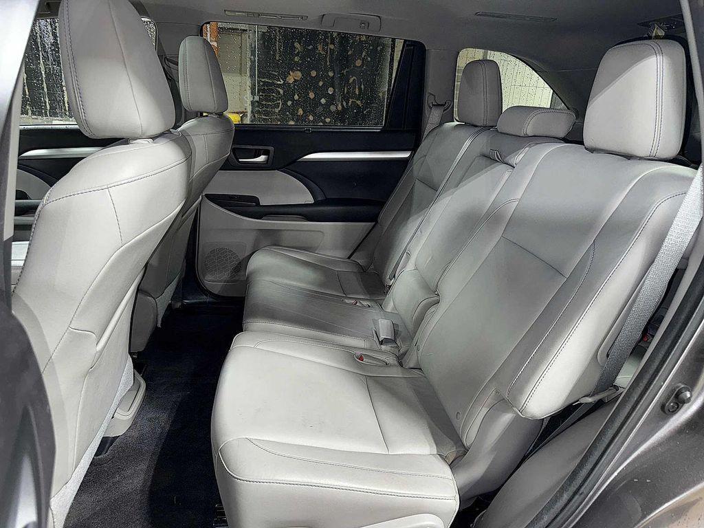 used 2014 Toyota Highlander car, priced at $15,695