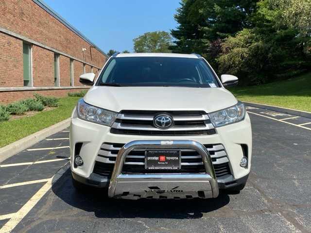 used 2019 Toyota Highlander car, priced at $28,295