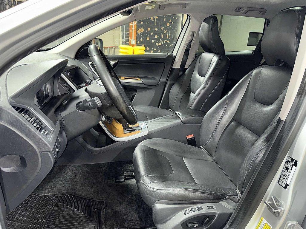 used 2017 Volvo XC60 car, priced at $12,795