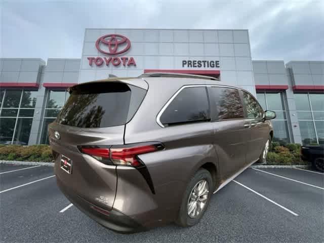 used 2022 Toyota Sienna car, priced at $42,995