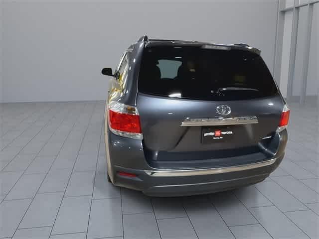 used 2013 Toyota Highlander car, priced at $11,495