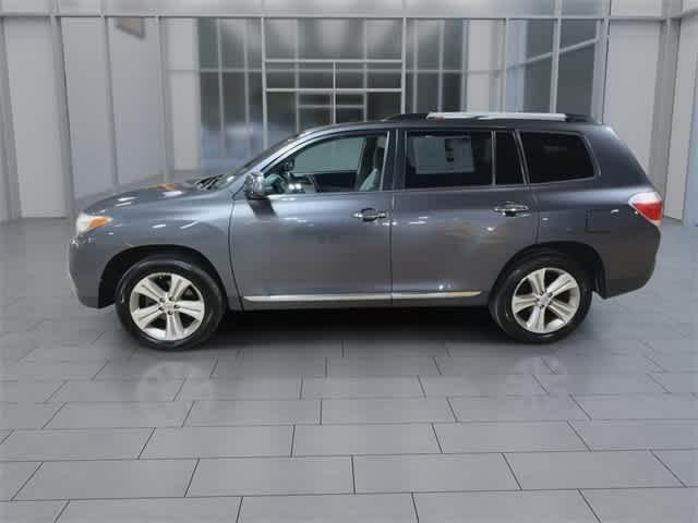 used 2013 Toyota Highlander car, priced at $11,495