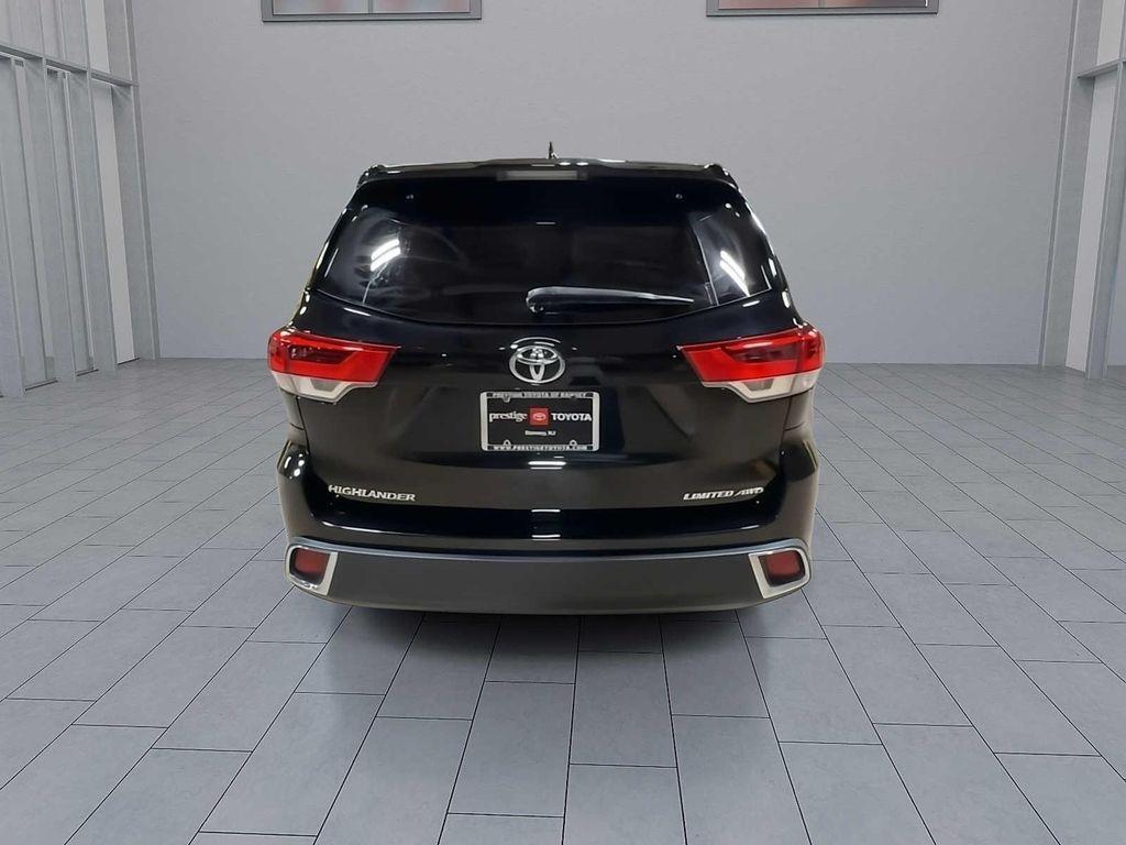 used 2017 Toyota Highlander car, priced at $21,995
