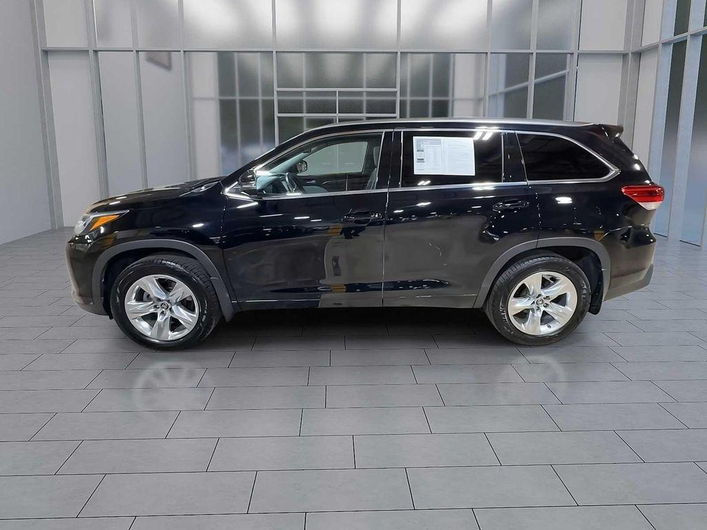 used 2017 Toyota Highlander car, priced at $21,995