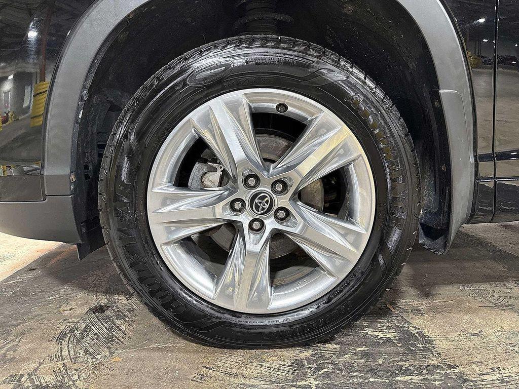 used 2017 Toyota Highlander car, priced at $21,995