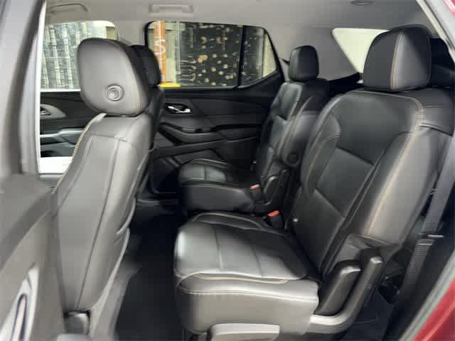 used 2021 Chevrolet Traverse car, priced at $27,195