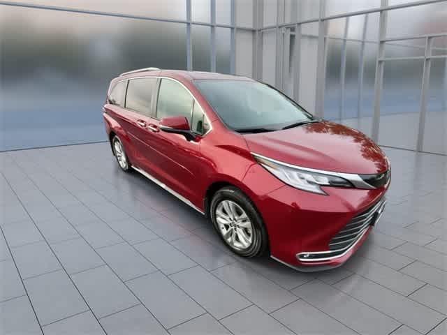 used 2022 Toyota Sienna car, priced at $43,495