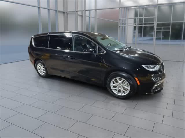 used 2023 Chrysler Pacifica car, priced at $23,495