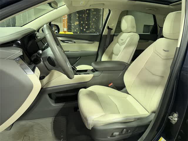 used 2019 Cadillac XT5 car, priced at $17,495