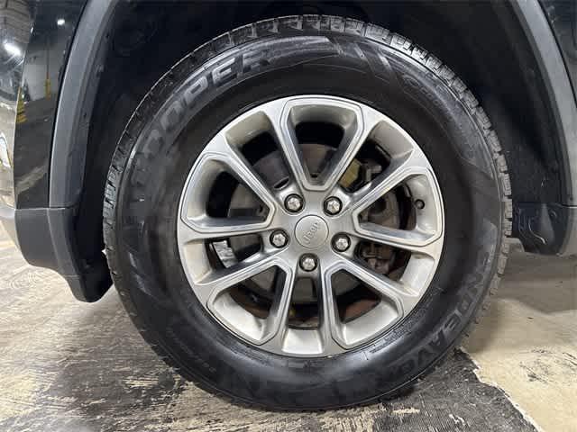 used 2015 Jeep Grand Cherokee car, priced at $10,495
