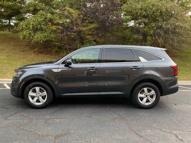 used 2021 Kia Sorento car, priced at $17,495