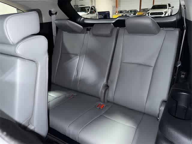 used 2022 Toyota Highlander car, priced at $37,995