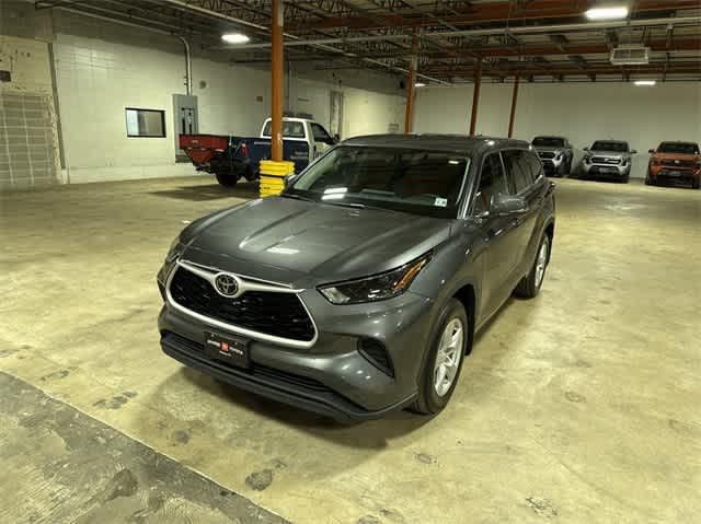 used 2022 Toyota Highlander car, priced at $30,000