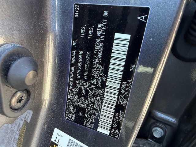 used 2022 Toyota Highlander car, priced at $35,000
