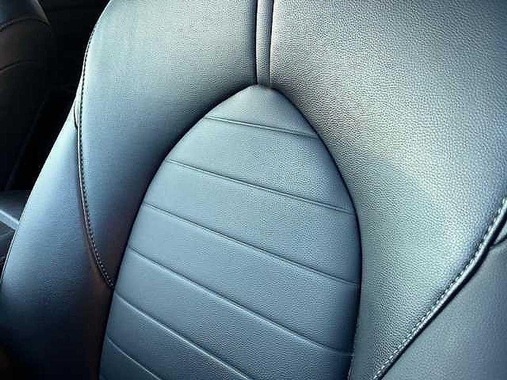 used 2022 Toyota Highlander car, priced at $35,995