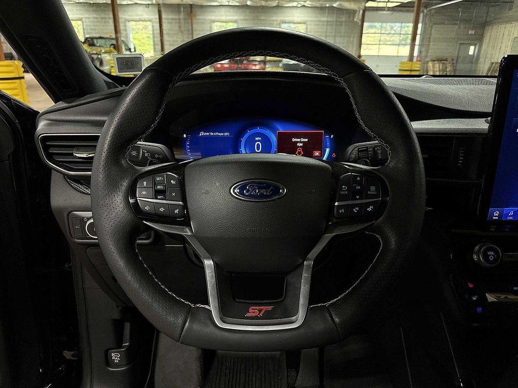 used 2022 Ford Explorer car, priced at $35,495