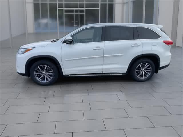 used 2018 Toyota Highlander car, priced at $24,295