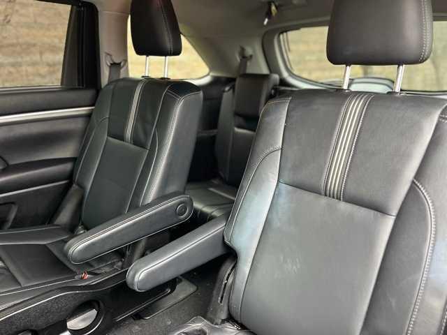 used 2017 Toyota Highlander car, priced at $20,995