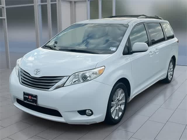 used 2014 Toyota Sienna car, priced at $13,495