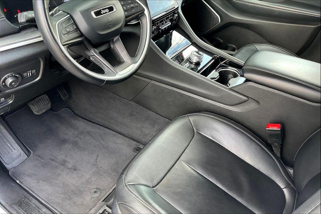 used 2021 Jeep Grand Cherokee L car, priced at $29,987