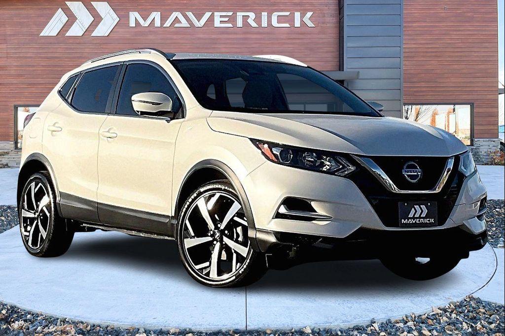 used 2022 Nissan Rogue Sport car, priced at $22,395