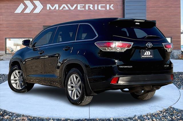 used 2015 Toyota Highlander car, priced at $21,575