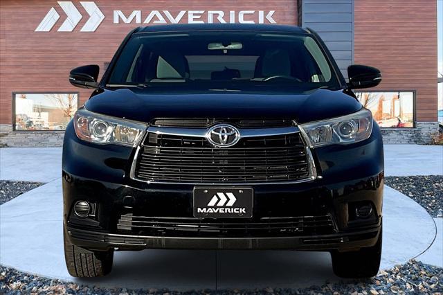 used 2015 Toyota Highlander car, priced at $21,575