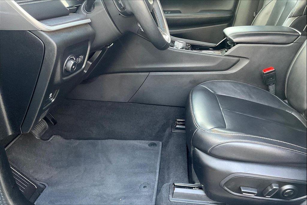 used 2022 Jeep Grand Cherokee L car, priced at $31,995