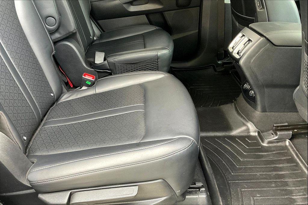 used 2022 Kia Sorento Hybrid car, priced at $28,495