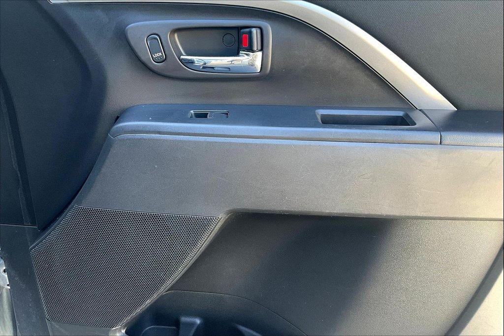 used 2014 Mazda Mazda5 car, priced at $7,497