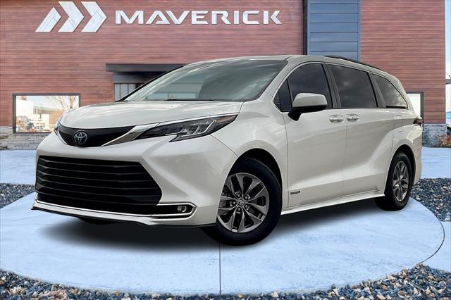 used 2021 Toyota Sienna car, priced at $40,389