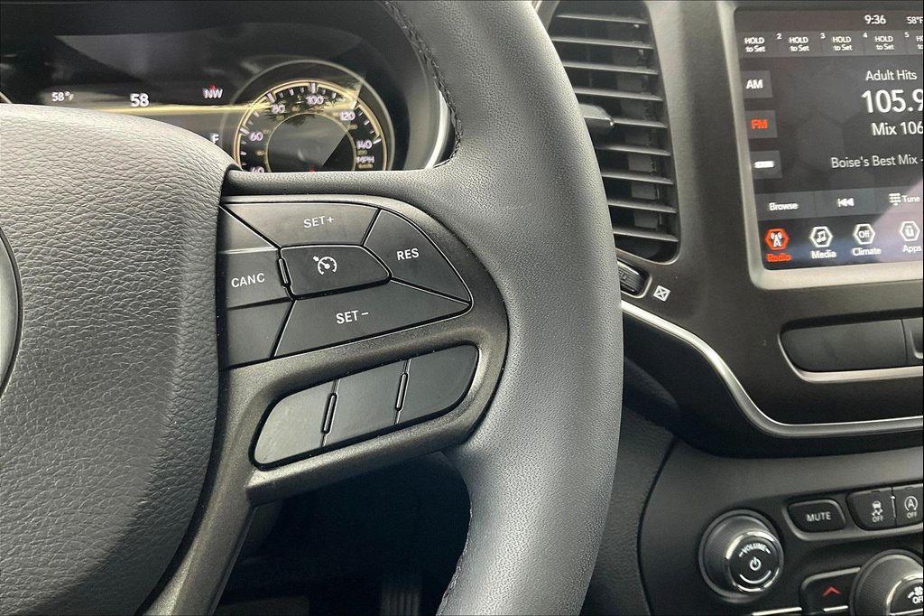used 2022 Jeep Cherokee car, priced at $27,222