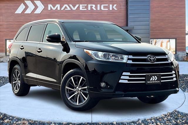 used 2018 Toyota Highlander car, priced at $30,995