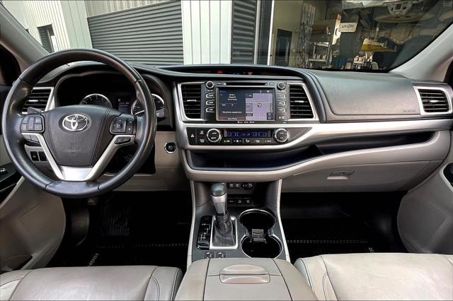 used 2018 Toyota Highlander car, priced at $30,995