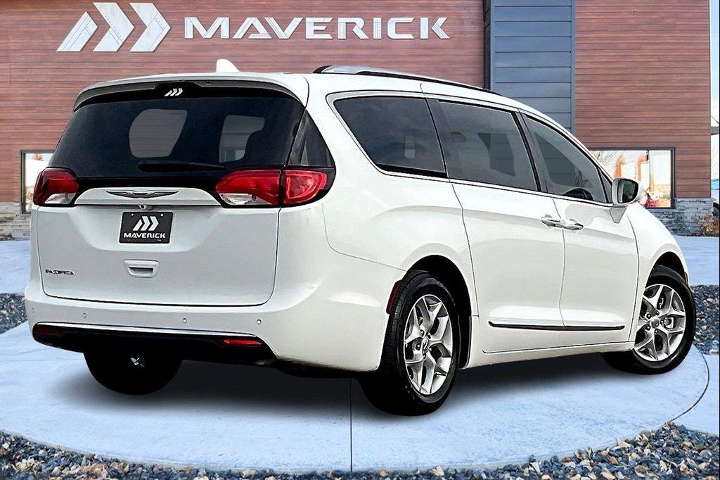 used 2019 Chrysler Pacifica car, priced at $21,391