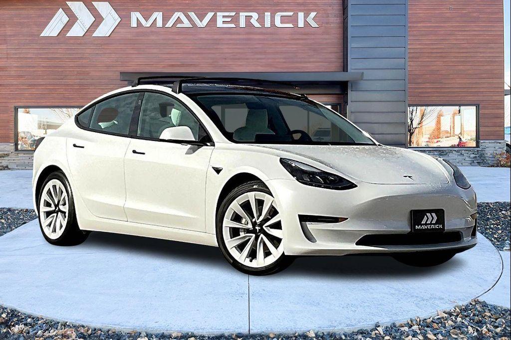 used 2021 Tesla Model 3 car, priced at $29,995