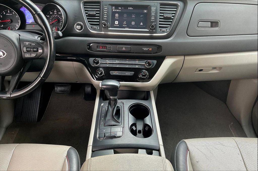 used 2017 Kia Sedona car, priced at $10,795