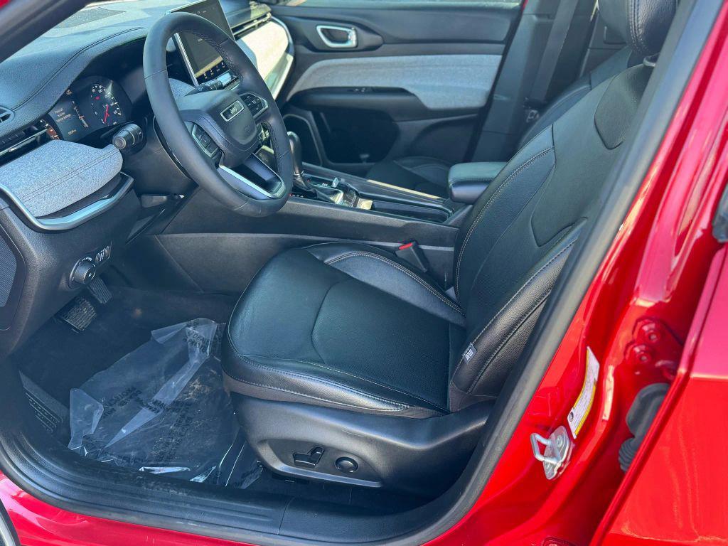 used 2023 Jeep Compass car, priced at $18,971