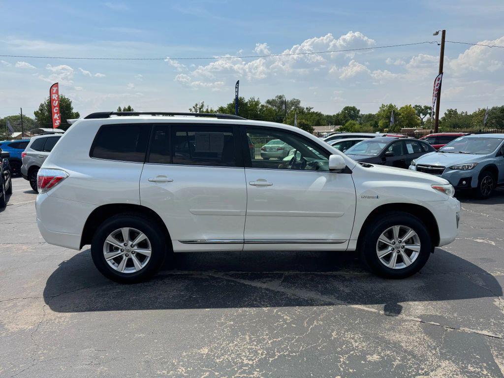 used 2012 Toyota Highlander Hybrid car, priced at $10,992