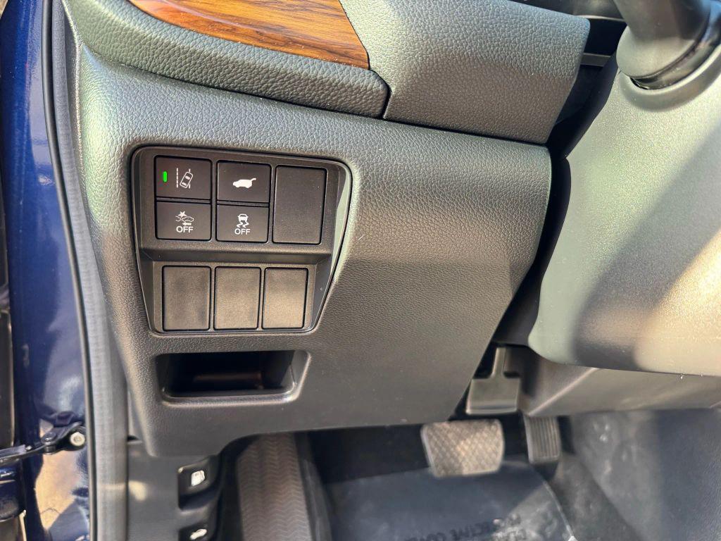 used 2018 Honda CR-V car, priced at $18,951