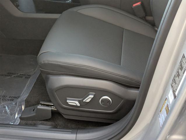 new 2025 Hyundai Santa Fe car, priced at $35,459