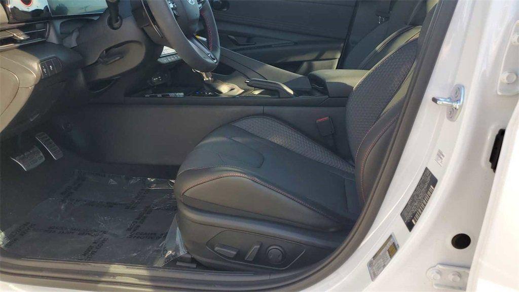 new 2025 Hyundai Elantra car, priced at $28,952